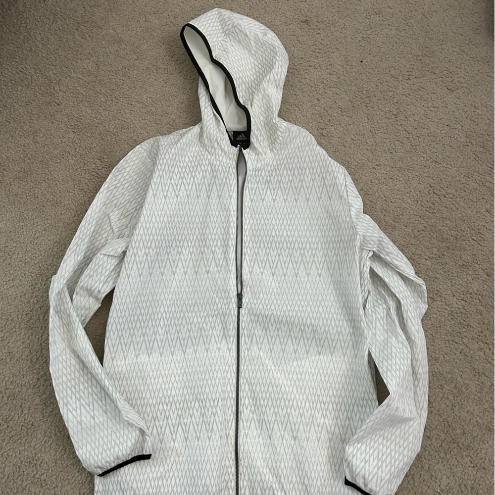Wind breaker